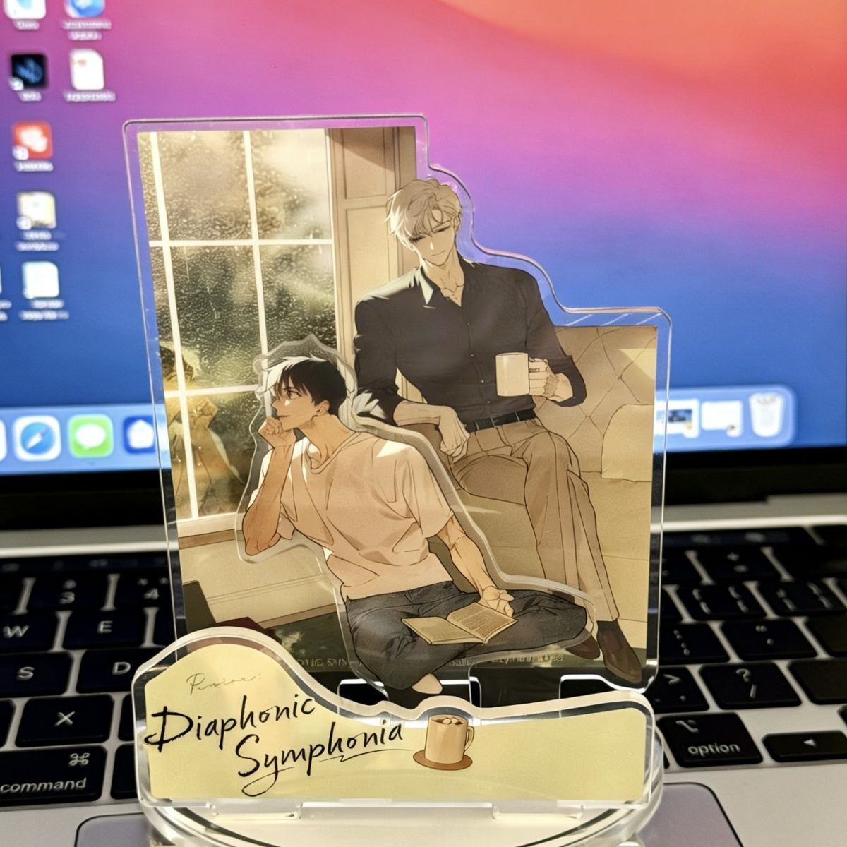 Korean Desk Setup - Novo Standee de Acrílico BL Manhwa